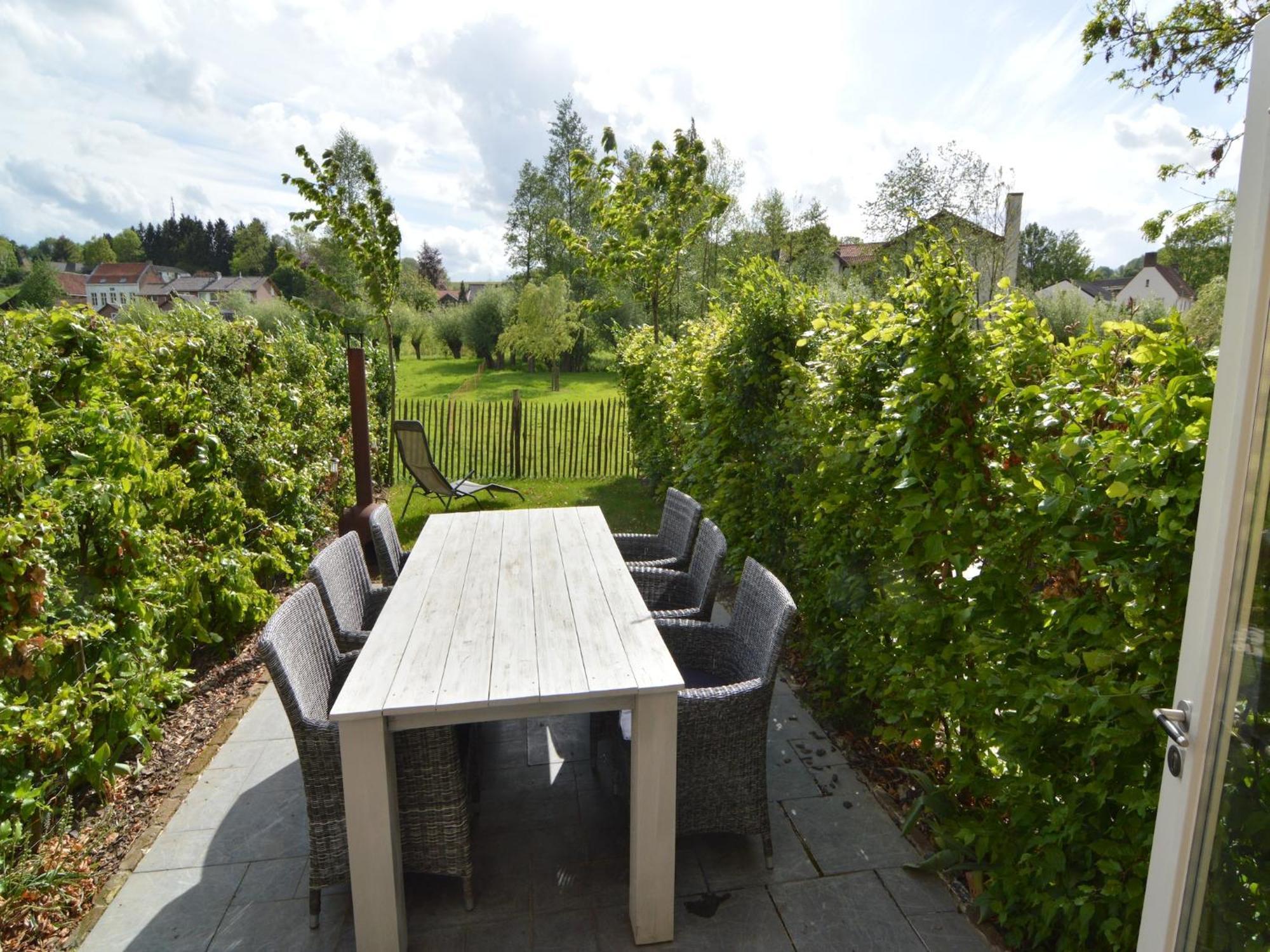 Stunning Holiday Home Near Forest In Slenaken Eksteriør billede
