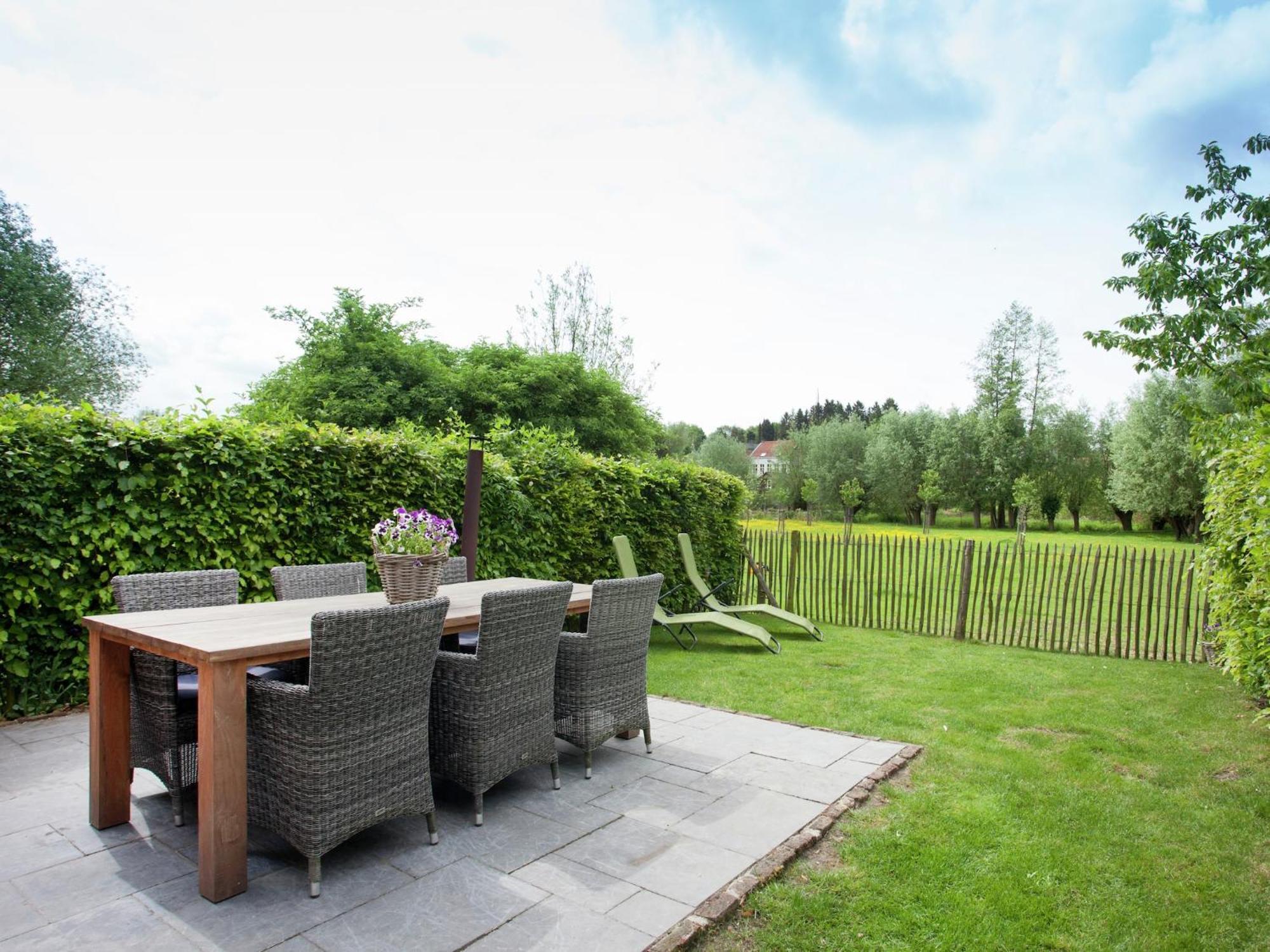 Stunning Holiday Home Near Forest In Slenaken Eksteriør billede